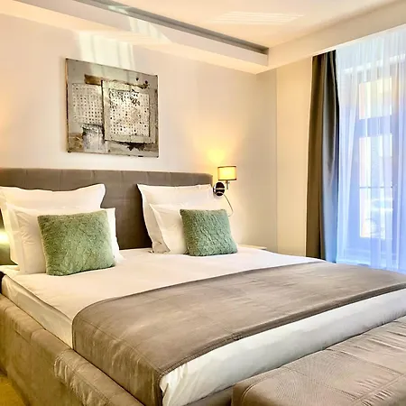 Arce Boutique בראשוב