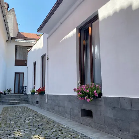 בית הארחה Arce Boutique 3*